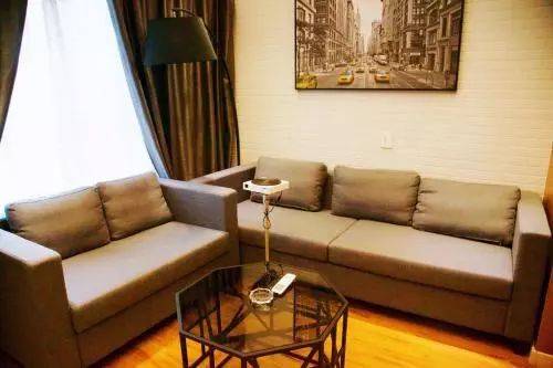 直行至甘溪东街左转前往华店方向