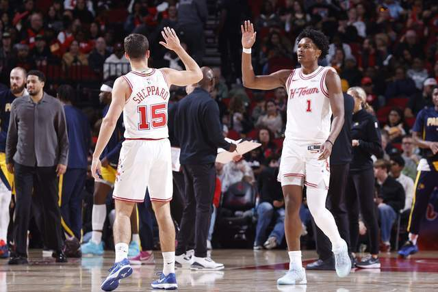 火箭队阿门·汤普森独木难支，季后赛需全员觉醒