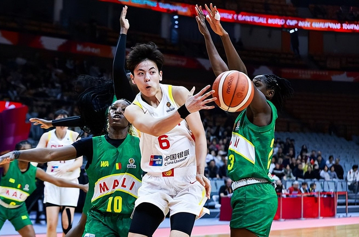 杨舒予加盟NBL1联赛 网友质疑是否为躲避国家队集