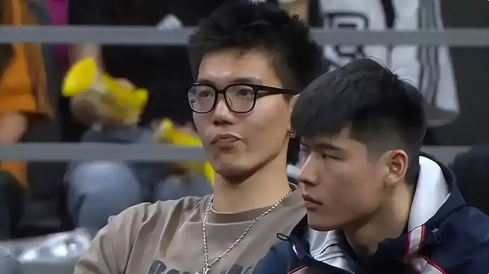 京粤对决后广东男篮阵容或迎大换血 王少杰焦泊